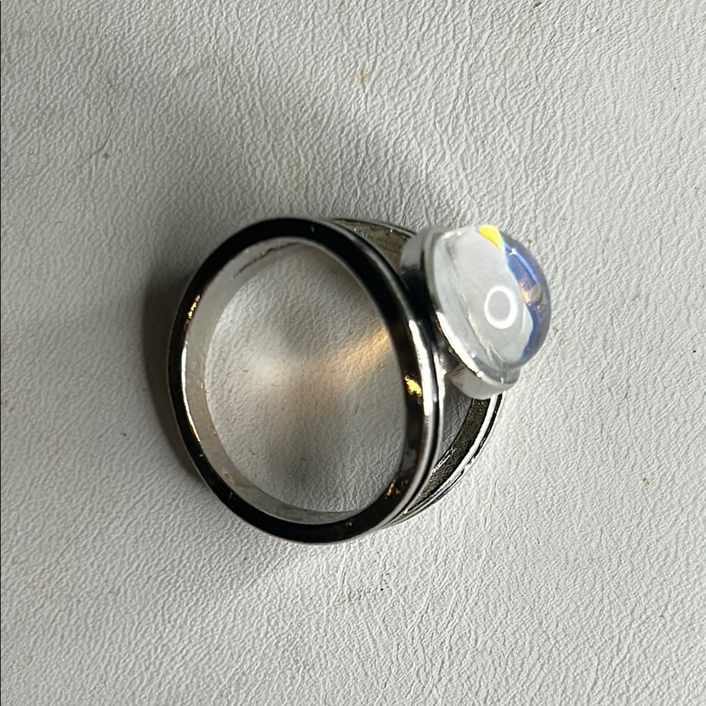 Silver Opal-Looking Ring - Picture 5 of 7